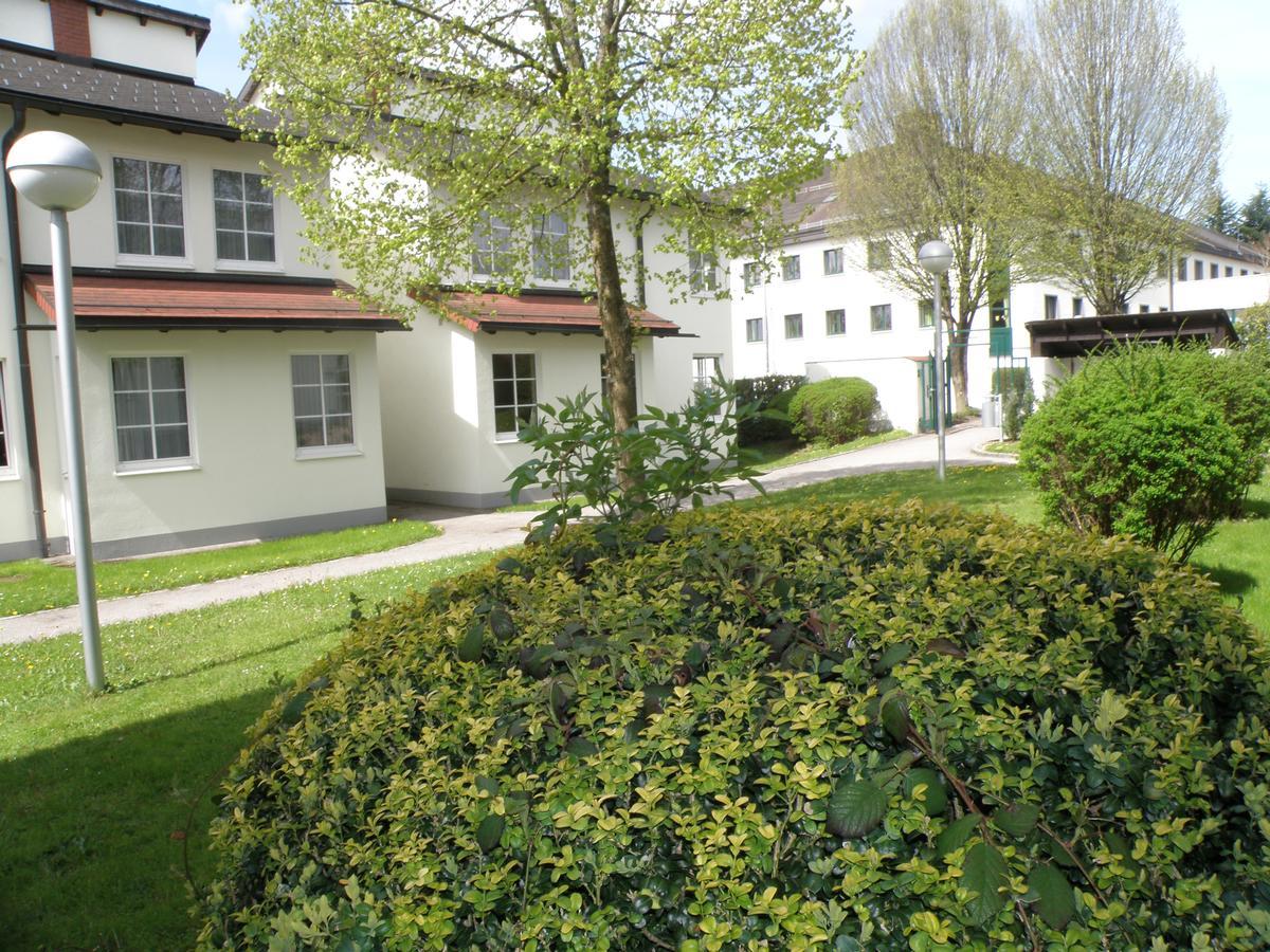 Sommerhaus Am Internats-campus Hotel 2*